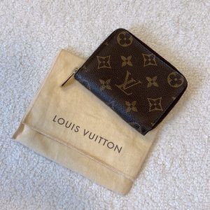 Louis Vuitton Monogram Zippy Coin Purse Wallet